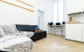 Urban Flat Via Diaz 105